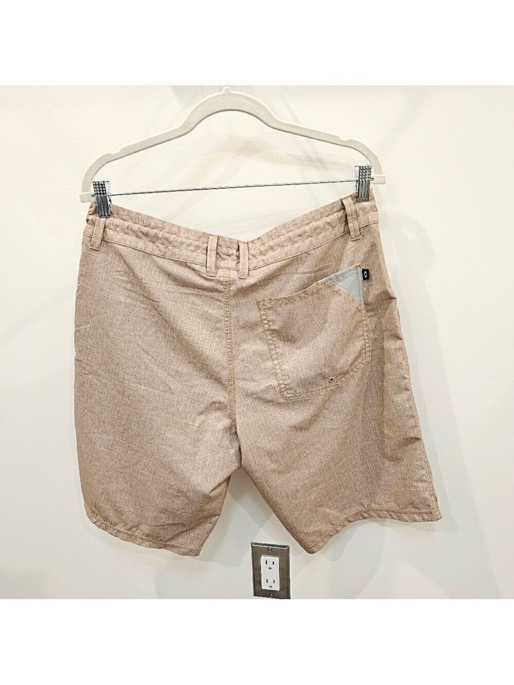 Oakley Tan Quick Dry Hybrid Swim Athletic Shorts Size 32 - Picture 4 of 7